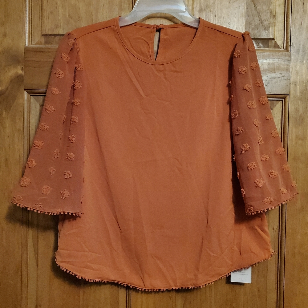 Emery Rose Blouse